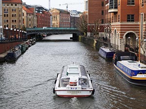 �u���X�g��