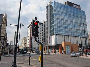 �J�[�f�B�t