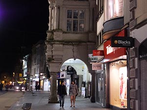 �G�N�Z�^�[